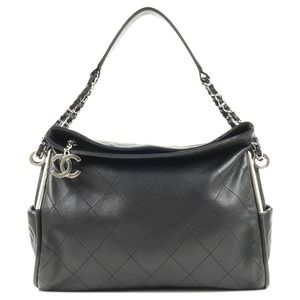 💎✨Authentic✨💎 CHANEL Matelasse Lamb skin leather black chain